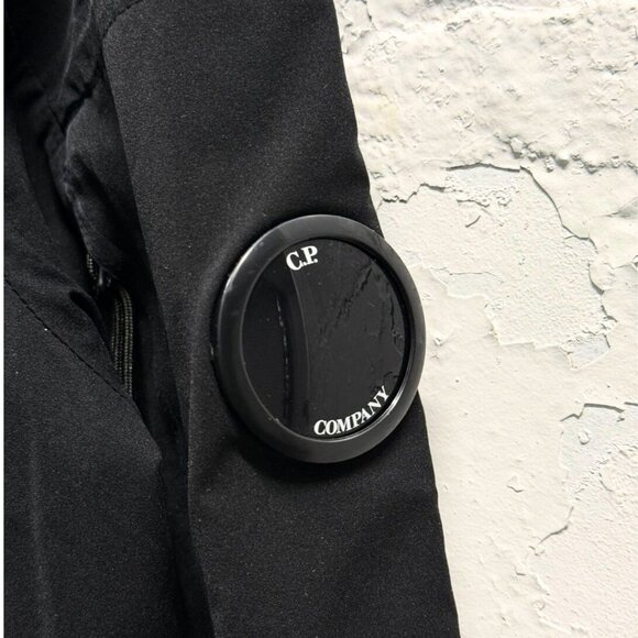 C.P. COMPANY Black Polyester Goggle Lens Logo Light Jacket (FINAL PRICE) - Picture 1 of 11